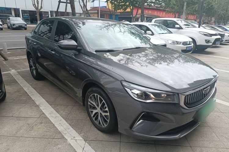 Used Geely Auto Emgrand 2023 4th Generation Champion Edition 1.5L CVT Luxury Model Front Right 45 Deg