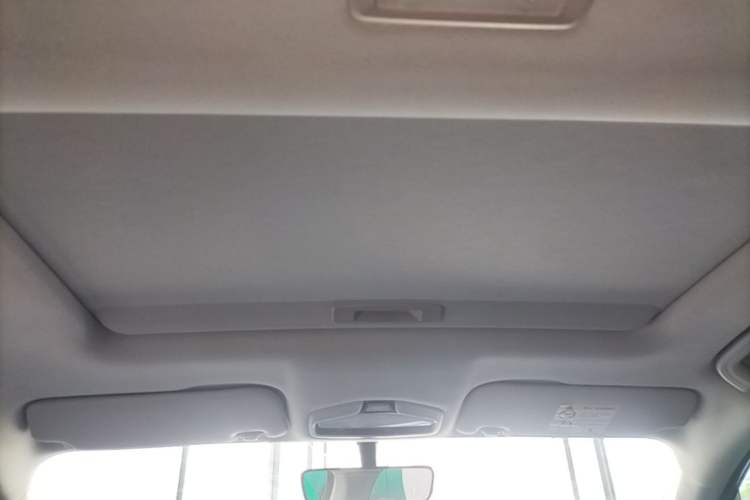 Used Geely Auto Emgrand 2023 4th Generation Champion Edition 1.5L CVT Prestige Model Headliner