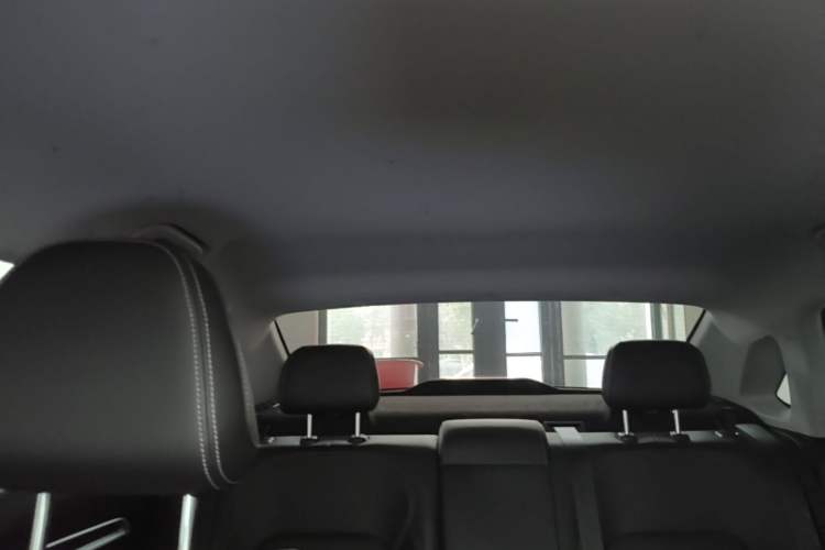 Used Geely Auto Emgrand 2023 4th Generation Champion Edition 1.5L CVT Luxury Model Headliner