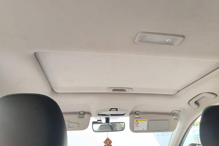Used Geely Auto Emgrand 2023 4th Generation Champion Edition 1.5L CVT Flagship Model Headliner