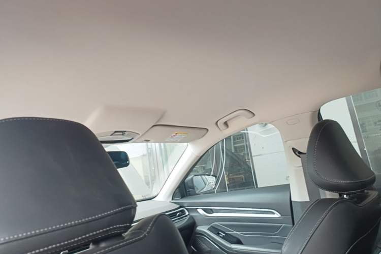 Used Geely Auto Emgrand 2023 4th Generation Champion Edition 1.5L CVT Luxury Model Headliner