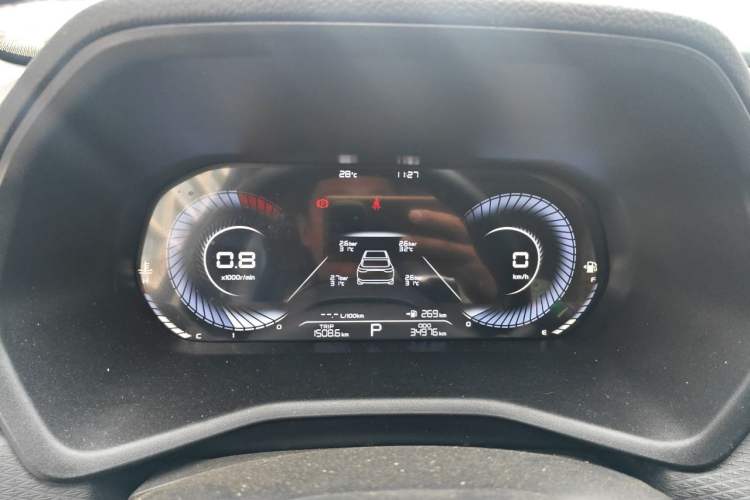 Used Geely Auto Emgrand 2023 4th Generation Champion Edition 1.5L CVT Prestige Model Instrument Cluster