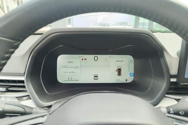 Used Geely Auto Emgrand 2023 4th Generation Champion Edition 1.5L CVT Flagship Model Instrument Cluster
