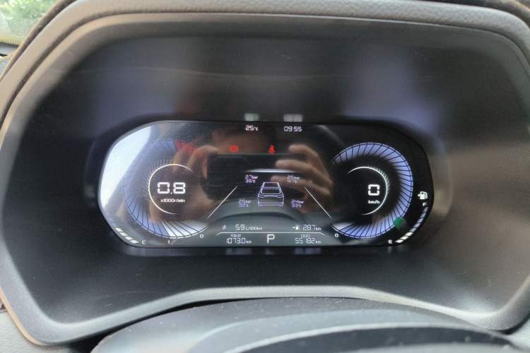 Used Geely Auto Emgrand 2023 4th Generation Champion Edition 1.5L CVT Luxury Model Instrument Cluster