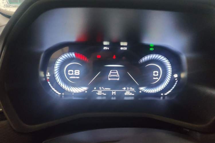 Used Geely Auto Emgrand 2023 4th Generation Champion Edition 1.5L Manual Luxury Model Instrument Cluster