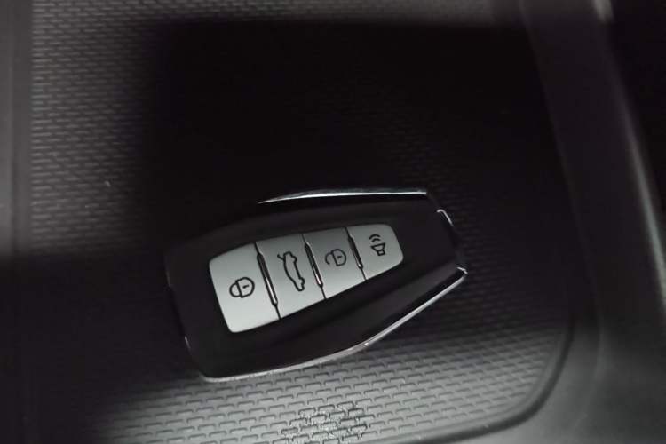 Used Geely Auto Emgrand 2023 4th Generation Champion Edition 1.5L CVT Luxury Model Interior 1