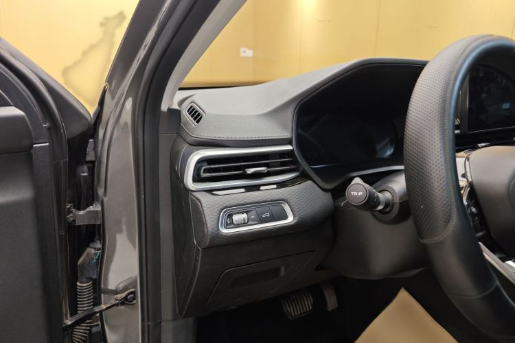 Used Geely Auto Emgrand 2023 4th Generation Champion Edition 1.5L CVT Prestige Model Interior 10