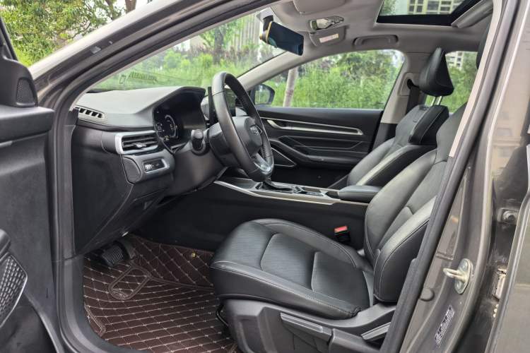 Used Geely Auto Emgrand 2023 4th Generation Champion Edition 1.5L CVT Luxury Model Interior 2