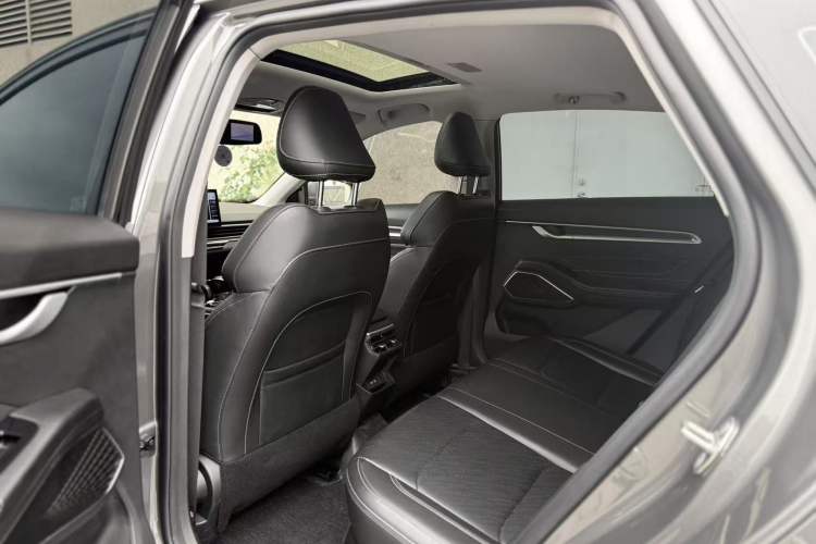 Used Geely Auto Emgrand 2023 4th Generation Champion Edition 1.5L CVT Prestige Model Interior 2