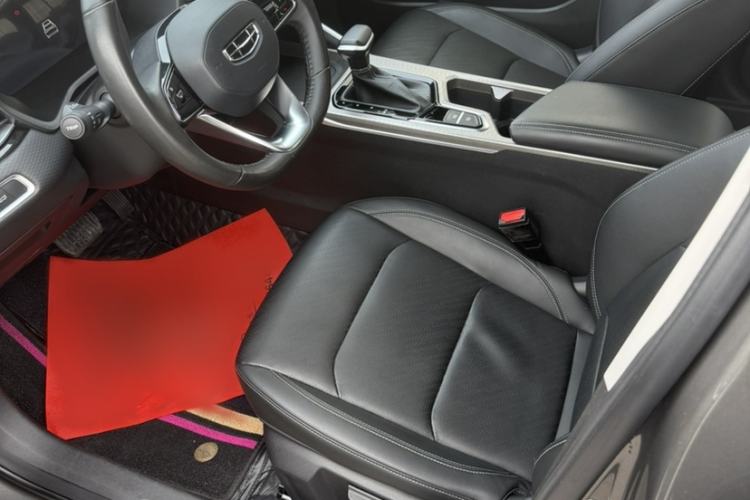 Used Geely Auto Emgrand 2023 4th Generation Champion Edition 1.5L CVT Prestige Model Interior 2