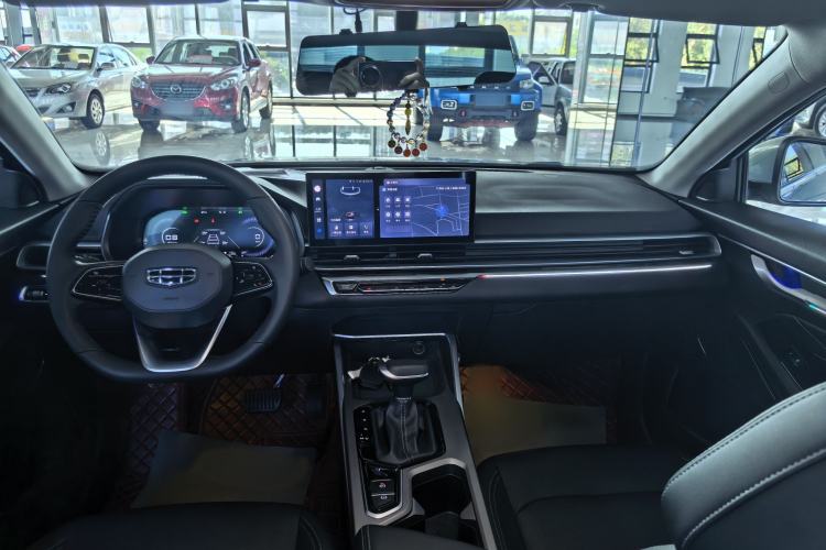 Used Geely Auto Emgrand 2023 4th Generation Champion Edition 1.5L CVT Prestige Model Interior 2