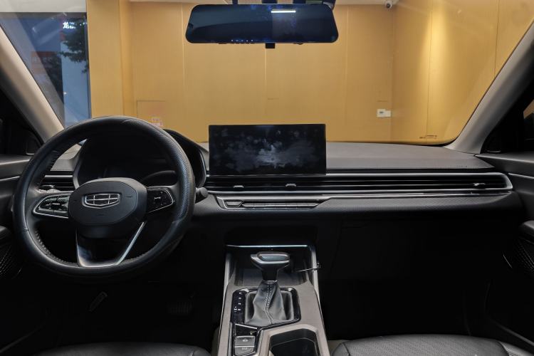 Used Geely Auto Emgrand 2023 4th Generation Champion Edition 1.5L CVT Prestige Model Interior 2
