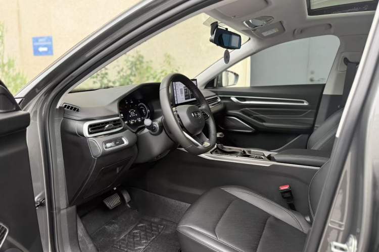 Used Geely Auto Emgrand 2023 4th Generation Champion Edition 1.5L CVT Prestige Model Interior 3