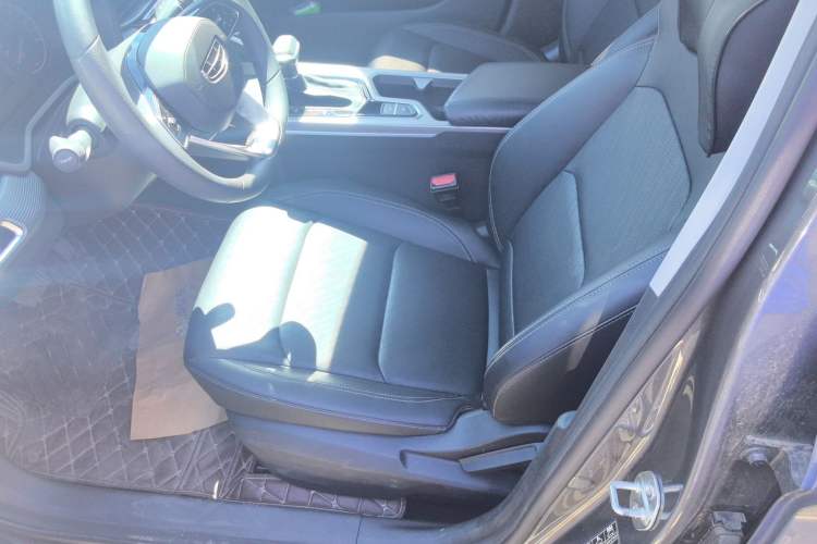 Used Geely Auto Emgrand 2023 4th Generation Champion Edition 1.5L CVT Luxury Model Interior 3
