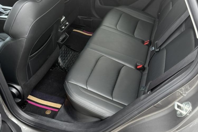 Used Geely Auto Emgrand 2023 4th Generation Champion Edition 1.5L CVT Prestige Model Interior 3