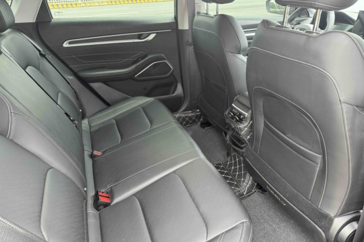 Used Geely Auto Emgrand 2023 4th Generation Champion Edition 1.5L CVT Luxury Model Interior 5