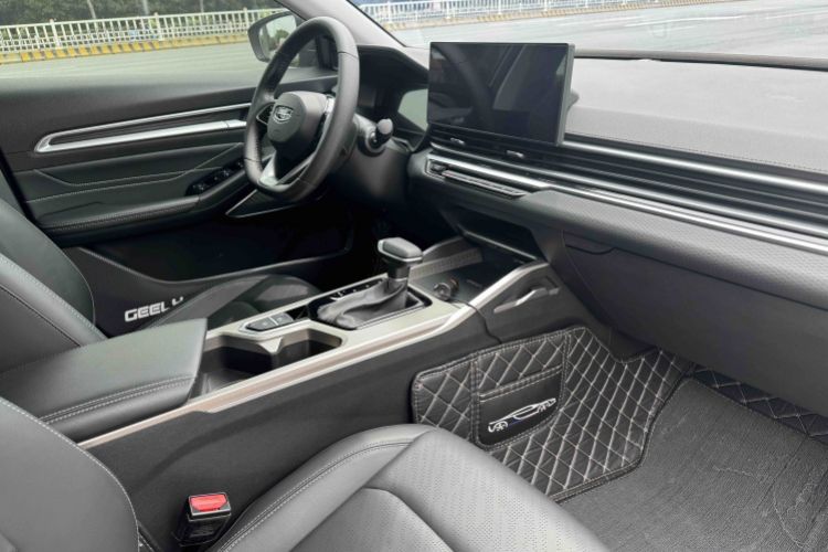 Used Geely Auto Emgrand 2023 4th Generation Champion Edition 1.5L CVT Luxury Model Interior 7