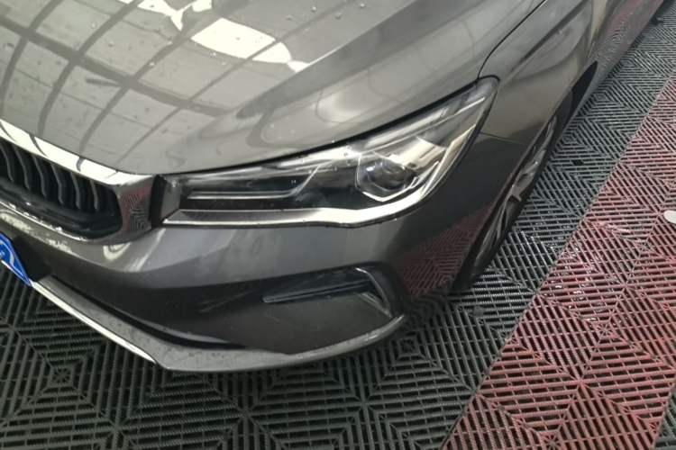 Used Geely Auto Emgrand 2023 4th Generation Champion Edition 1.5L CVT Luxury Model Left Front Headlight