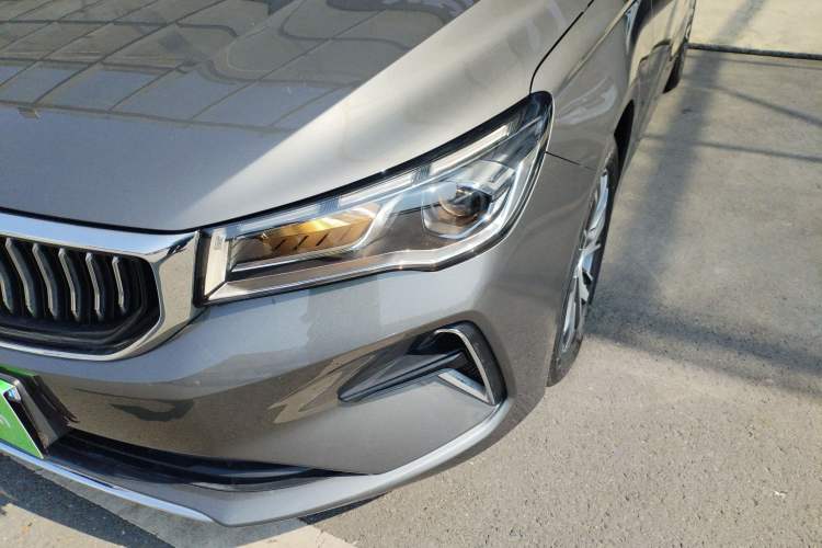 Used Geely Auto Emgrand 2023 4th Generation Champion Edition 1.5L CVT Luxury Model Left Front Headlight