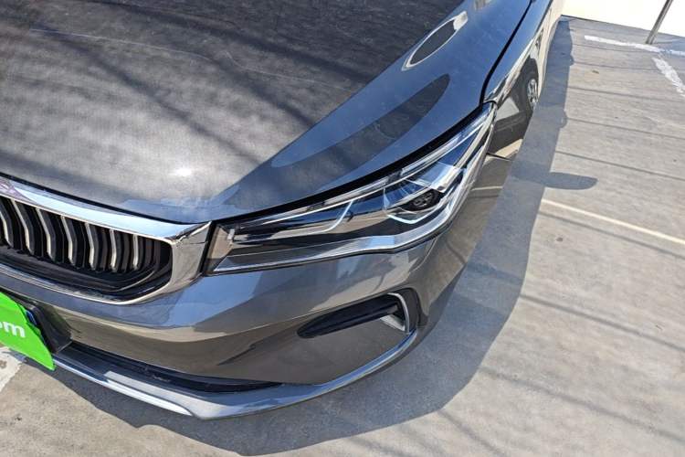 Used Geely Auto Emgrand 2023 4th Generation Champion Edition 1.5L CVT Luxury Model Left Front Headlight