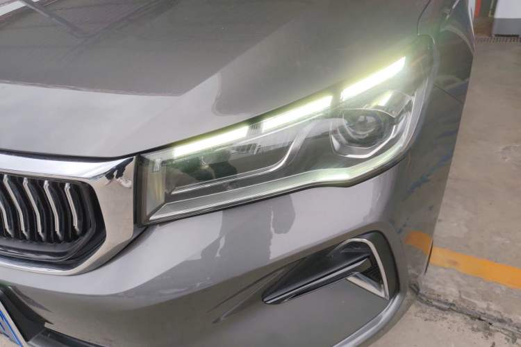 Used Geely Auto Emgrand 2023 4th Generation Champion Edition 1.5L CVT Prestige Model Left Front Headlight