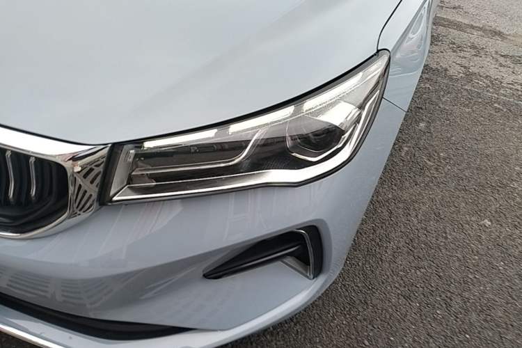 Used Geely Auto Emgrand 2023 4th Generation Champion Edition 1.5L CVT Prestige Model Left Front Headlight