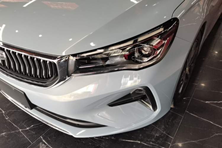 Used Geely Auto Emgrand 2023 4th Generation Champion Edition 1.5L CVT Prestige Model Left Front Headlight