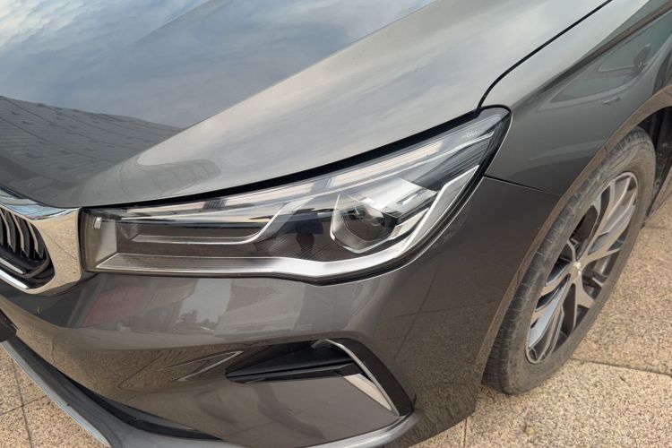 Used Geely Auto Emgrand 2023 4th Generation Champion Edition 1.5L CVT Luxury Model Left Front Headlight