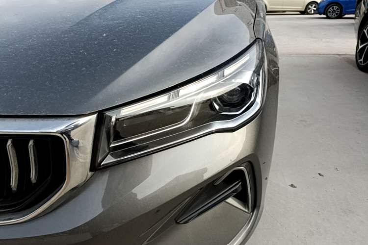 Used Geely Auto Emgrand 2023 4th Generation Champion Edition 1.5L Manual Luxury Model Left Front Headlight