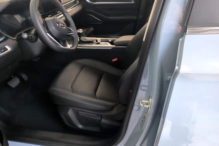 Used Geely Auto Emgrand 2023 4th Generation Champion Edition 1.5L CVT Prestige Model Left Front Seat