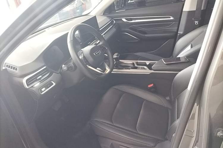 Used Geely Auto Emgrand 2023 4th Generation Champion Edition 1.5L CVT Prestige Model Left Front Seat