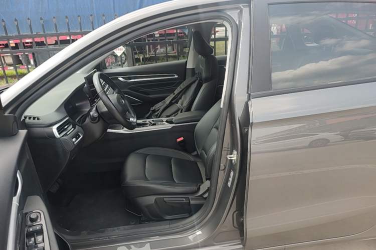 Used Geely Auto Emgrand 2023 4th Generation Champion Edition 1.5L CVT Luxury Model Left Front Seat
