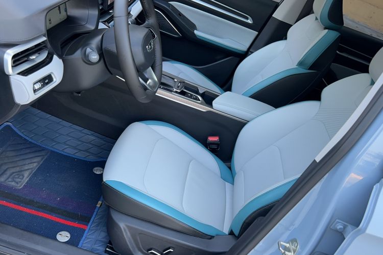 Used Geely Auto Emgrand 2023 4th Generation Champion Edition 1.5L CVT Flagship Model Left Front Seat