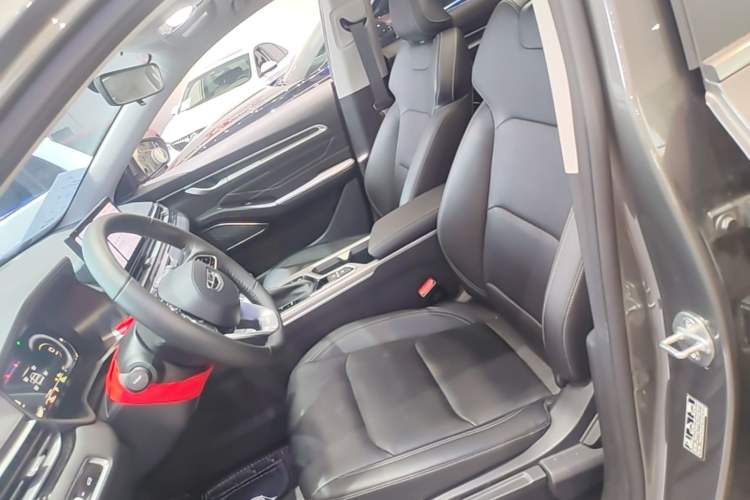 Used Geely Auto Emgrand 2023 4th Generation Champion Edition 1.5L CVT Prestige Model Left Front Seat