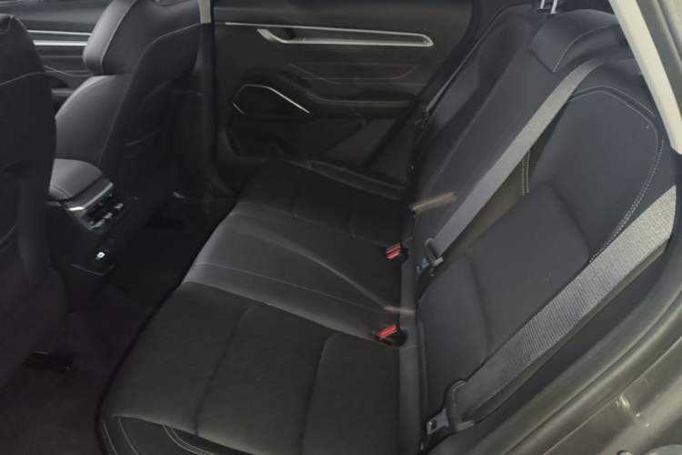 Used Geely Auto Emgrand 2023 4th Generation Champion Edition 1.5L CVT Luxury Model Left Rear Seat