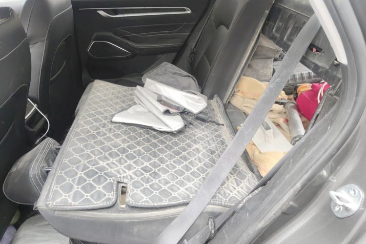 Used Geely Auto Emgrand 2023 4th Generation Champion Edition 1.5L Manual Luxury Model Left Rear Seat