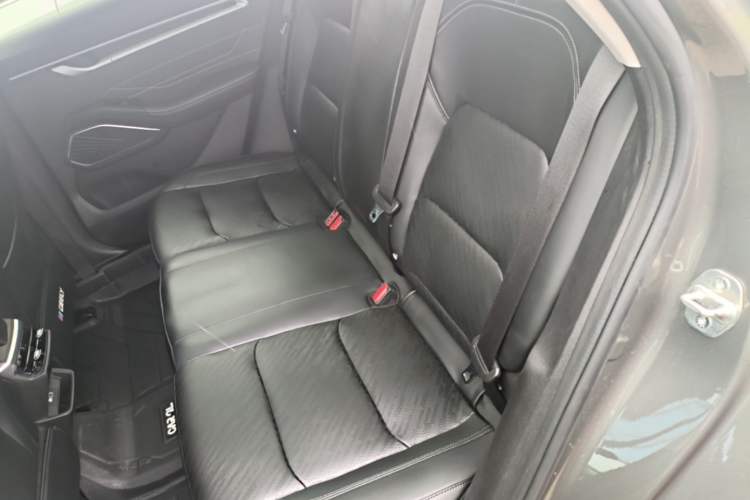 Used Geely Auto Emgrand 2023 4th Generation Champion Edition 1.5L CVT Luxury Model Left Rear Seat