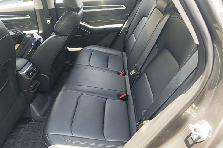 Used Geely Auto Emgrand 2023 4th Generation Champion Edition 1.5L CVT Luxury Model Left Rear Seat