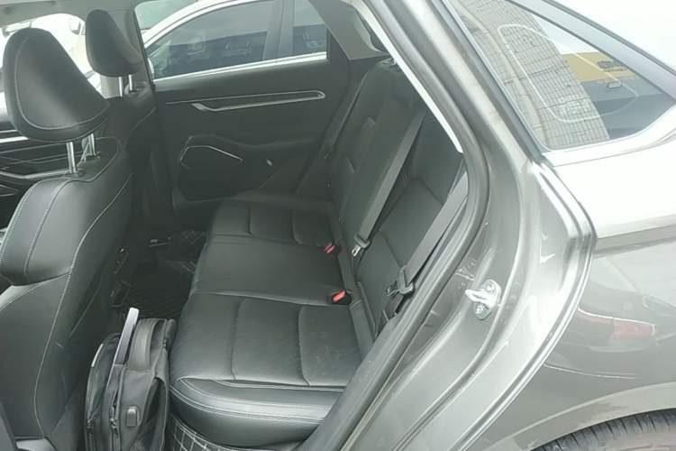 Used Geely Auto Emgrand 2023 4th Generation Champion Edition 1.5L CVT Prestige Model Left Rear Seat