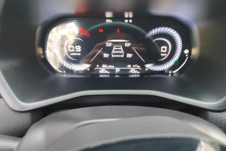 Used Geely Auto Emgrand 2023 4th Generation Champion Edition 1.5L CVT Prestige Model Odometer Close Up
