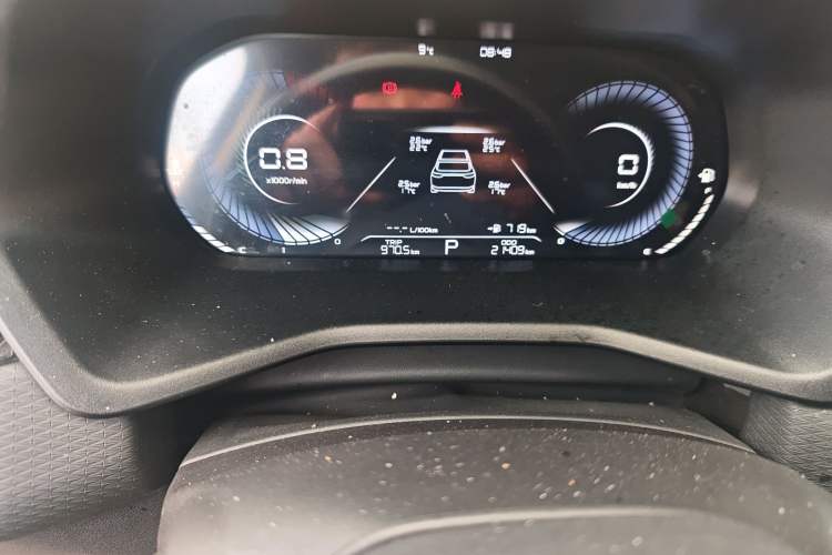 Used Geely Auto Emgrand 2023 4th Generation Champion Edition 1.5L CVT Prestige Model Odometer Close Up