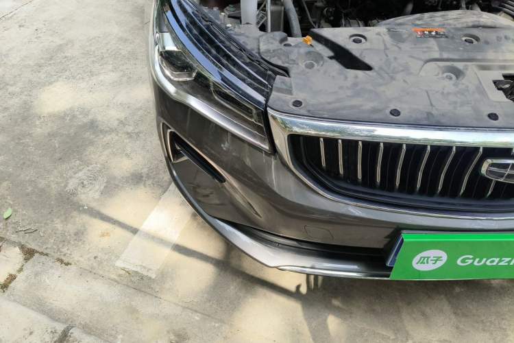 Used Geely Auto Emgrand 2023 4th Generation Champion Edition 1.5L CVT Luxury Model Right Front Headlight