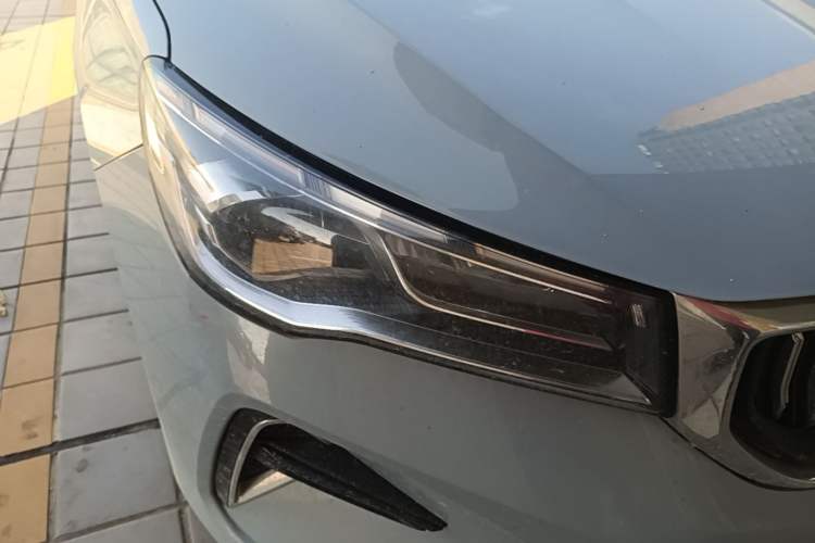 Used Geely Auto Emgrand 2023 4th Generation Champion Edition 1.5L CVT Prestige Model Right Front Headlight