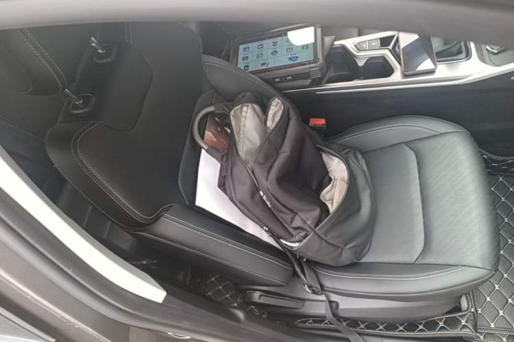 Used Geely Auto Emgrand 2023 4th Generation Champion Edition 1.5L CVT Luxury Model Right Front Seat