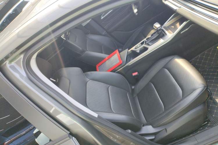 Used Geely Auto Emgrand 2023 4th Generation Champion Edition 1.5L CVT Luxury Model Right Front Seat