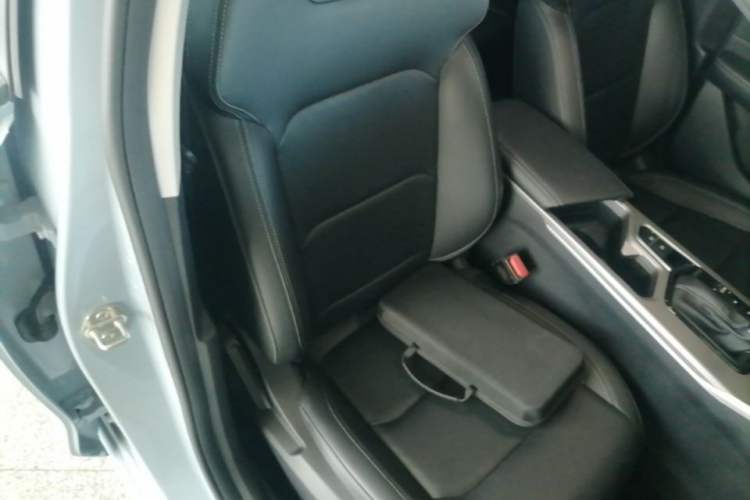 Used Geely Auto Emgrand 2023 4th Generation Champion Edition 1.5L CVT Prestige Model Right Front Seat