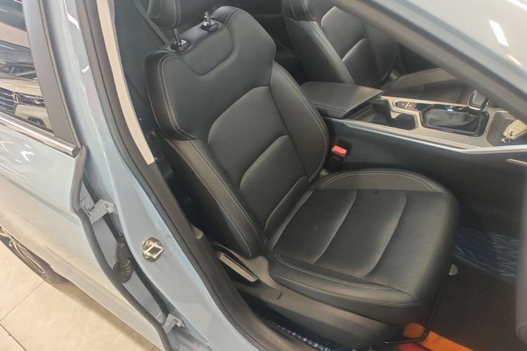 Used Geely Auto Emgrand 2023 4th Generation Champion Edition 1.5L CVT Prestige Model Right Front Seat