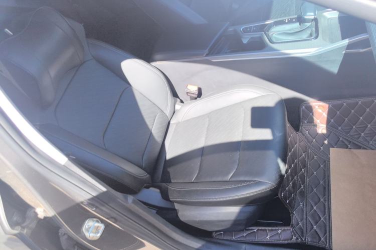 Used Geely Auto Emgrand 2023 4th Generation Champion Edition 1.5L CVT Luxury Model Right Front Seat