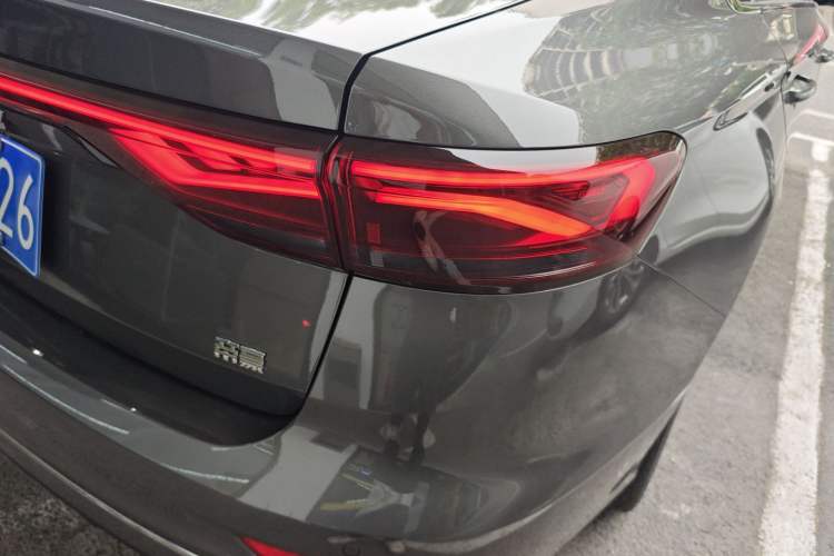 Used Geely Auto Emgrand 2023 4th Generation Champion Edition 1.5L CVT Prestige Model Right Rear Taillight