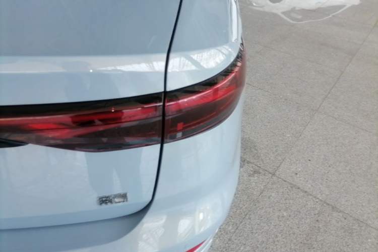Used Geely Auto Emgrand 2023 4th Generation Champion Edition 1.5L CVT Prestige Model Right Rear Taillight